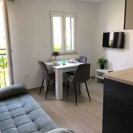 In - Sibenik Riviera 35564 Apartament *