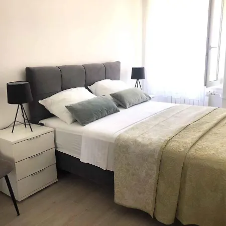 In - Sibenik Riviera 35564 Apartament *